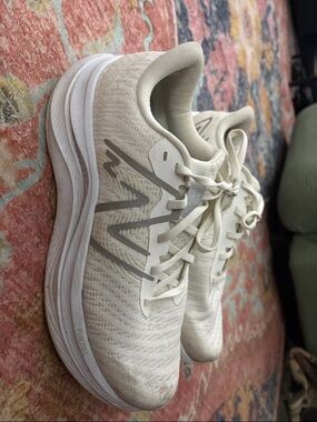 New Balance Women's Cream/Light Gray Neutral Running Sneakers